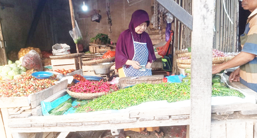 Harga Cabai Merah di Pasar Kotabumi Tembus Rp90 Ribu Per-Kg