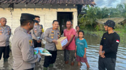 Polres Mesuji Beri Bantuan Korban Banjir di Dua Desa