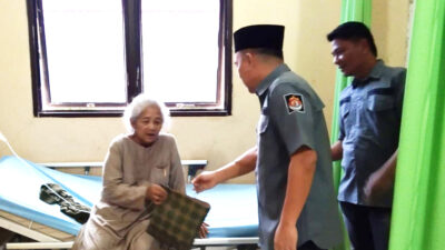 Perbakin Pengkab Mesuji Bagikan Takjil Gratus di Rumah Sakit