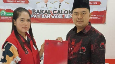 Bob Nasution Ambil Formulir Pendaftaran Bacabup Mesuji di PDIP