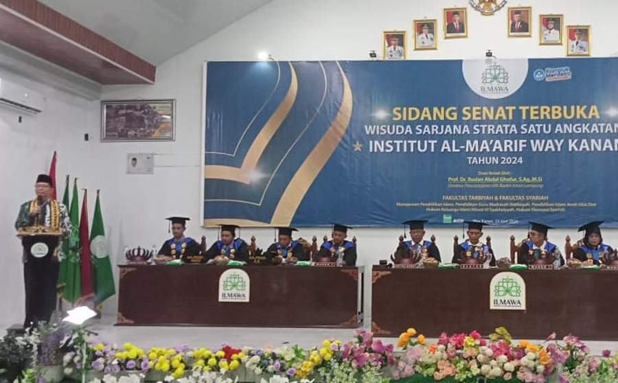 232 Mahasiswa Institut Al-Ma'arif Waykanan Di Wisuda
