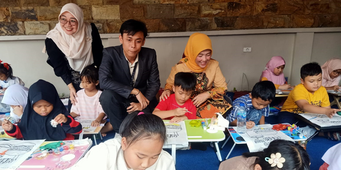 Sambut Hari Anak, Cafe Kiyo Time Kotabumi Gelar Lomba Mewarnai