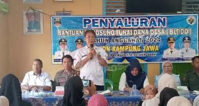 Pekon Kampung Jawa Berikan BLT DD Untuk 50 KPM