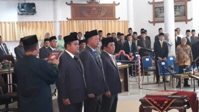 Rial Kalbadi Jabat Ketua DPRD Waykanan, Didampingi Dua Wakil