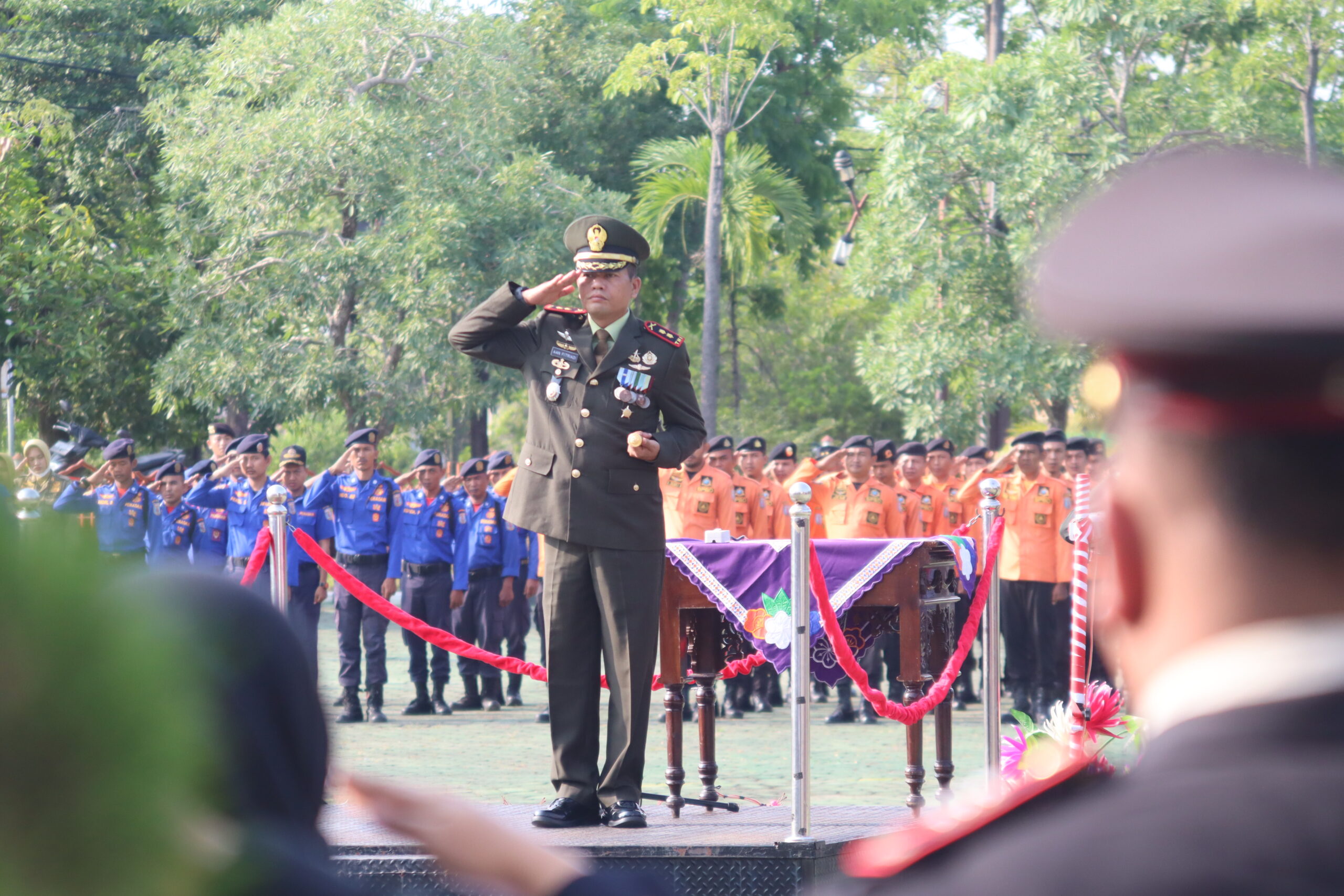 Pemkab Waykanan Gelar Upacara Peringatan Hari Pahlawan