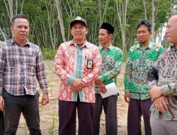 Ketua PWI Waykanan Hibahkan Tanah Untuk Pembangunan KUA Way Tuba