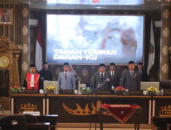 Bupati Waykanan Hadiri Paripurna Pengucapan Sumpah Pimpinan DPRD