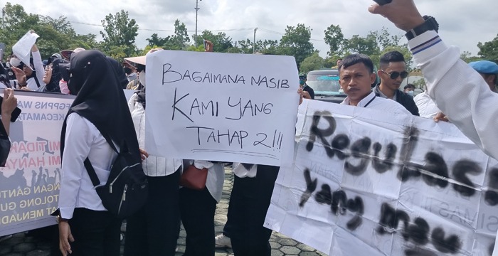 Ratusan Guru Honorer Waykanan Demo, Sekda: R2 R3 Akan Diangkat Seluruhnya Jadi P3K Paruh Waktu