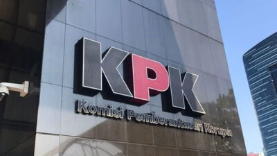 Terkait Dugaan Korupsi BPD Jabar, KPK Geledah Rumah Ridwan Kamil