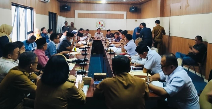 Tabir “Kebobrokan” KPU Lampura, Yusrizal: Akan Kita Buka Biar Jelas