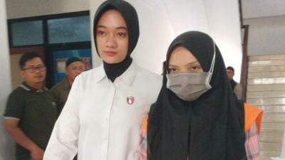 Gadis Cantik Ini Bobol Dana Nasabah Bank Hingga Rp7M, Ini Modusnya