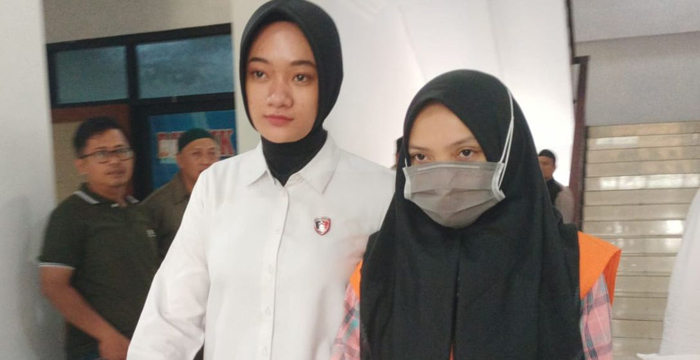 Gadis Cantik Ini Bobol Dana Nasabah Bank Hingga Rp7M, Ini Modusnya