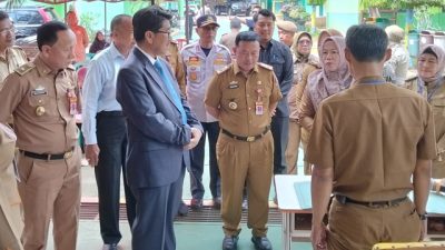 Bupati Lampura Tinjau Pelaksanaan SPMB, Tegaskan Tak Ada Titipan dan Pungli