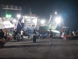 KMP Tunu Pratama Jaya Tenggelam di Selat Bali, Bawa 65 Orang dan 14 Truk