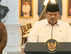 Tuntutan Rakyat! Gaji Mewah Disikat, Kursi DPR Bergetar