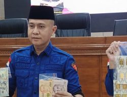Rumah Eks Gubernur Lampung Digeledah, Uang, Emas dan Mobil Disita Kejati!