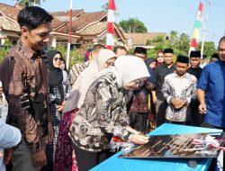Tugu Kujang Kembar Kokoh di Way Kanan, Bupati Ayu: Simbol Persatuan & Keberagaman