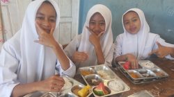 155 Siswa SMPN 7 Banjit Nikmati Makanan Bergizi Gratis!, Dorong Semangat Belajar Anak Sekolah