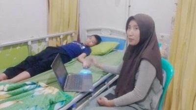 Diduga Keracunan MBG, 15 Santri Ponpes Al-Ittifaqiah Indralaya Dilarikan ke Rumah Sakit