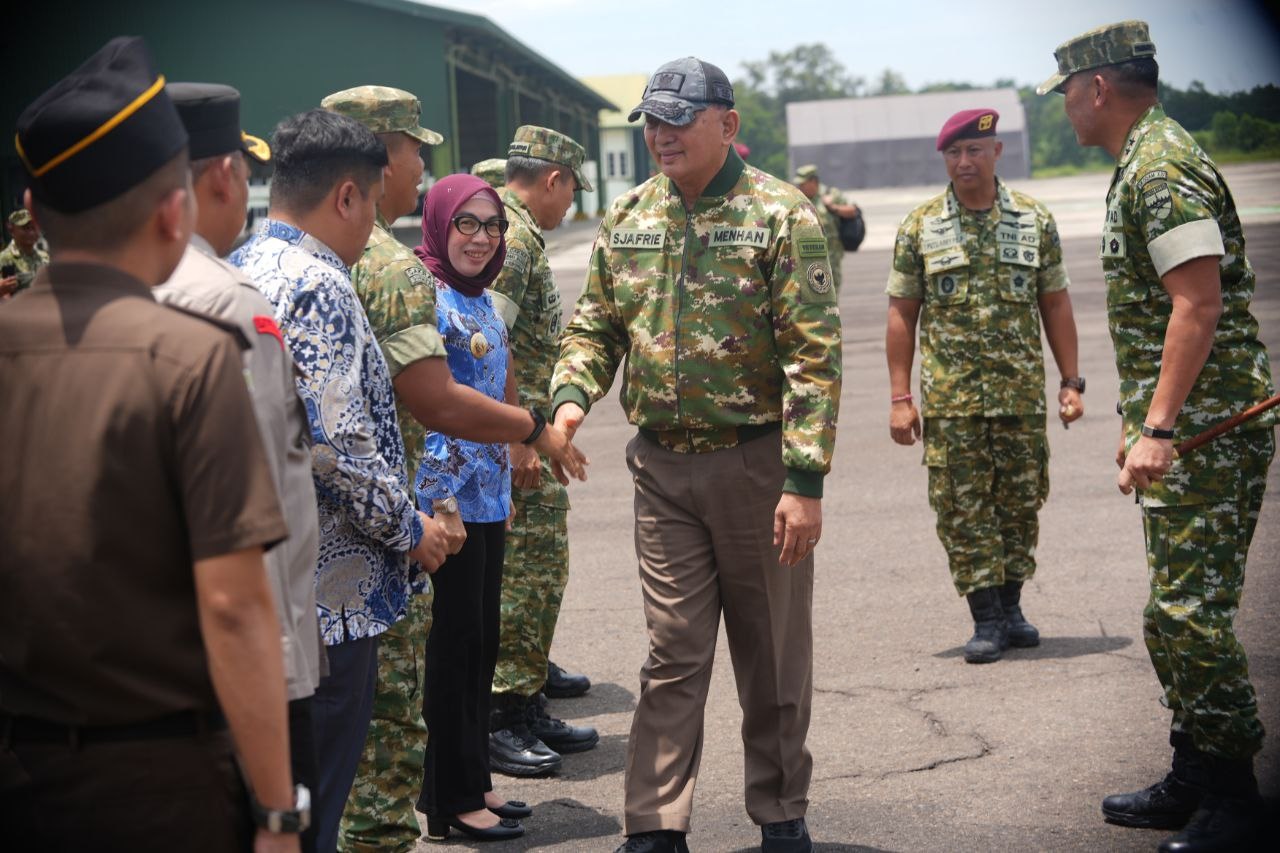 Menhan RI Mendarat di Waykanan, Pesan Tegas Soal Ketahanan Wilayah Menggema