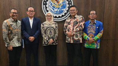 Bupati Waykanan Boyong Pejabat ke Jakarta, Jemput Proyek Jalan hingga Irigasi