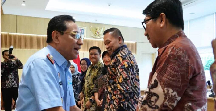 Bupati Lampura Jemput Dukungan Kesehatan ke Kemenkes