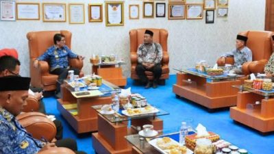 Pengurus Ponpes Da'arul Khair Sowan Ke Bupati Lampura,  Undang Hadiri Milad Da’arul Khair