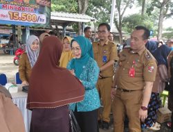 Pemkab Lampura Salurkan Minyakita Murah di Pasar Sentral