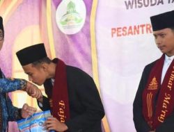 Hadiri Milad Pesantren, Hamartoni Tekankan Pentingnya Penguatan Moral Generasi Muda