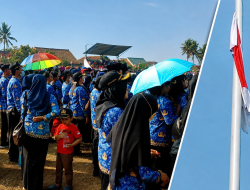 Unik..! Upacara HUT RI di Banjit Diwarnai Bendera Melilit & Peserta Berlindung di Bawah Payung