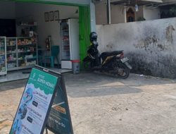 Peduli Dampak Abu Vulkanik, Apotek Rafa Bagikan Masker Gratis untuk Warga Lampura
